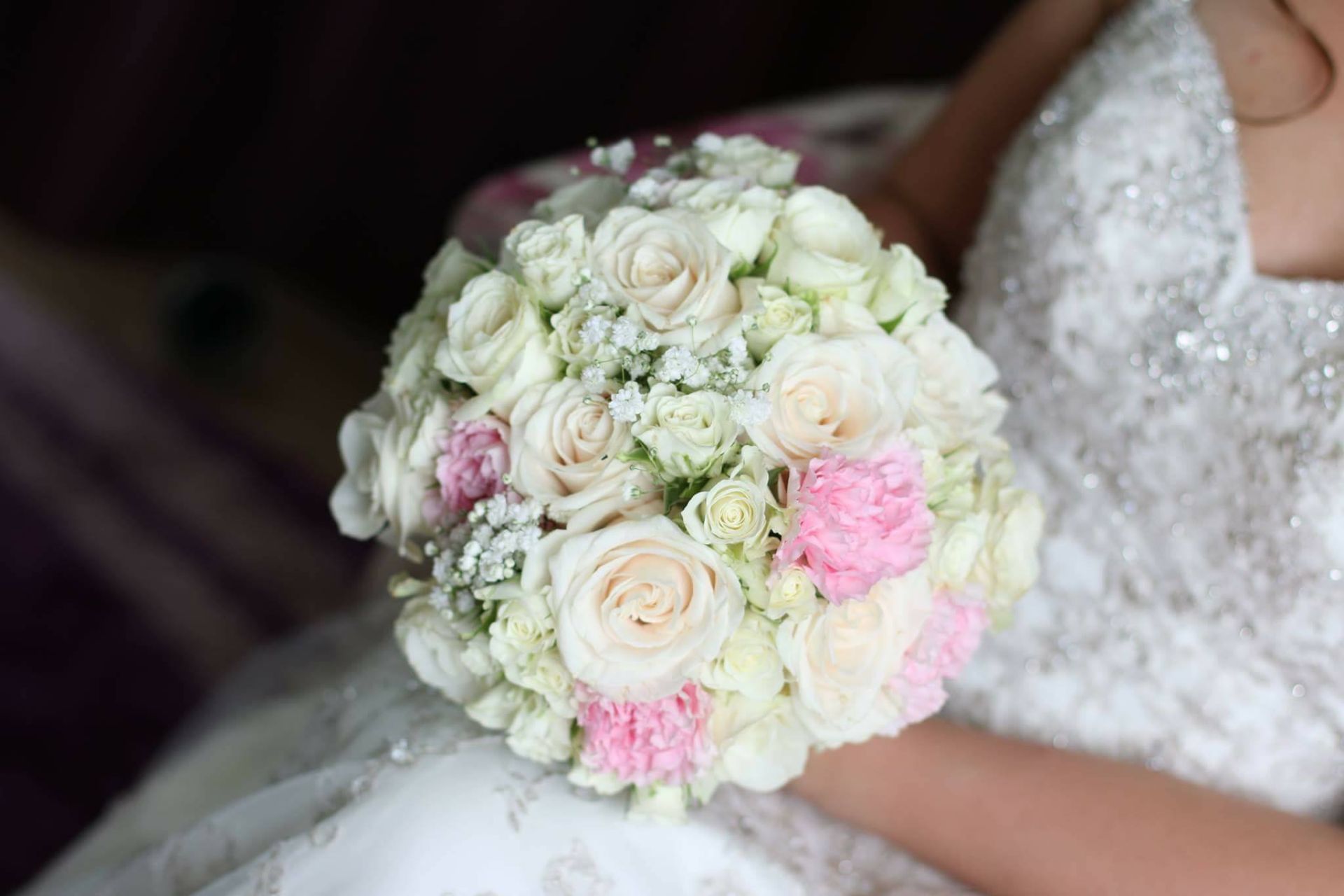 WeddArt – Cvjetni aranžmani, svadbene dekoracije i specijalni efekti